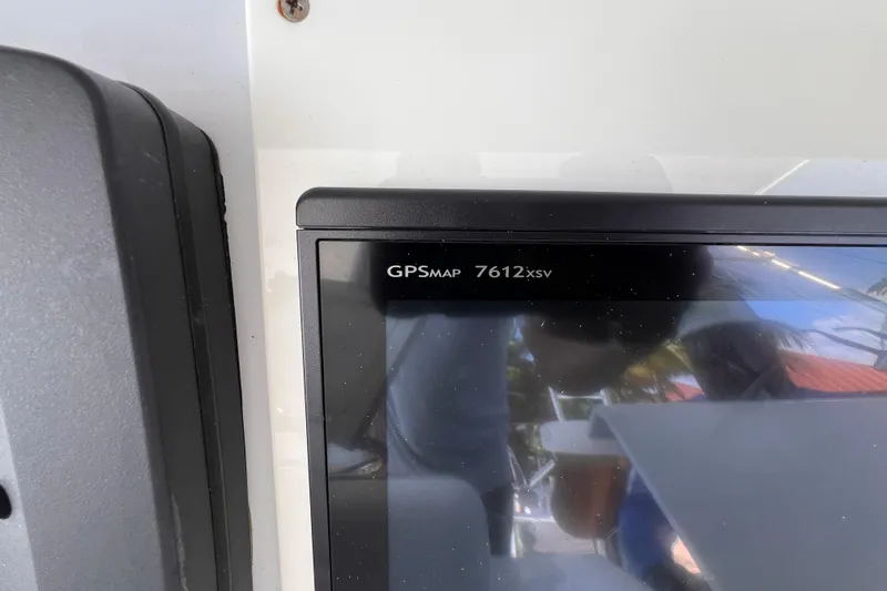 Slide: The Image of GPSMAP 7612xsv display on 2001 Hatteras 65 Convertible yacht. - 32
