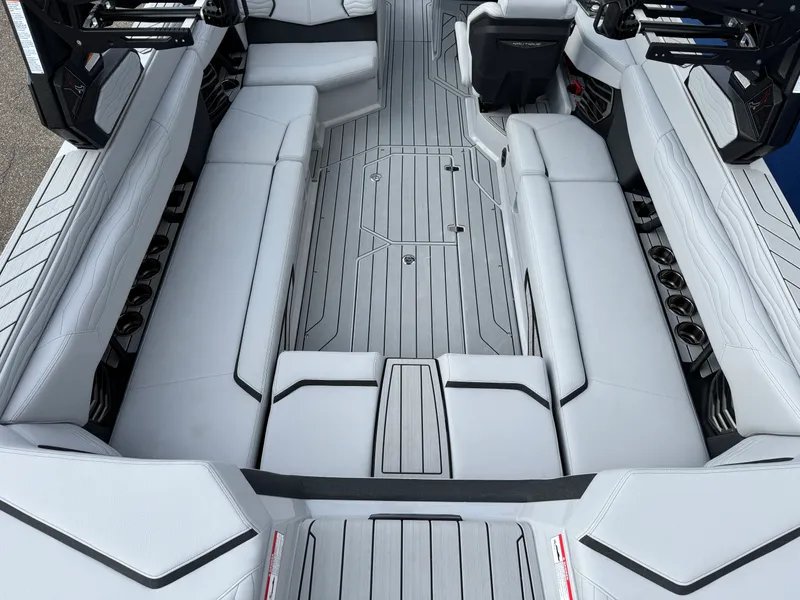 Slide: The Image of Nautique G25SUPER AIR 2026 - 18