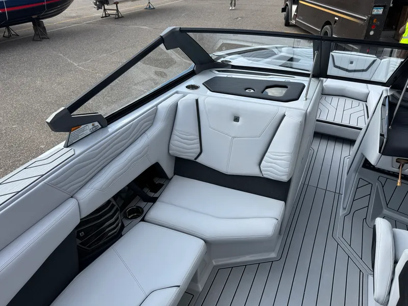 Slide: The Image of Nautique G25SUPER AIR 2026 - 34