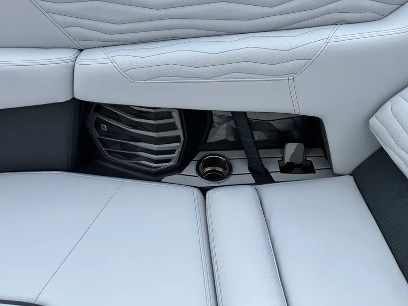 Slide: The Image of Nautique G25SUPER AIR 2026 - 36