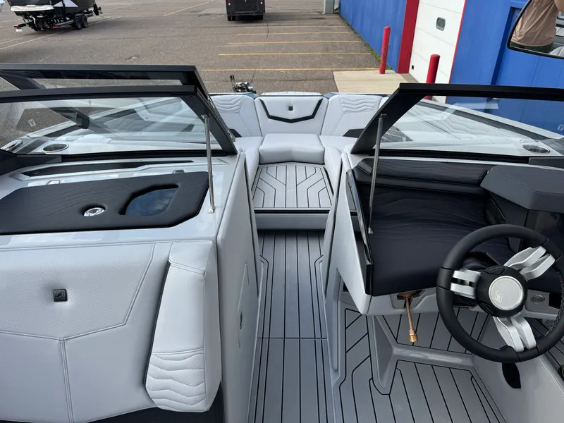 Slide: The Image of Nautique G25SUPER AIR 2026 - 45