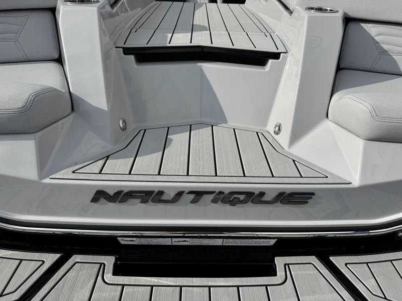 Slide: The Image of Nautique G25SUPER AIR 2026 - 7