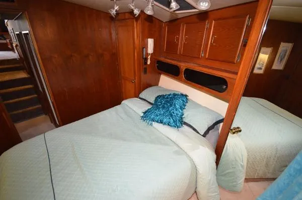Slide: The Image of Ocean 55 Convertible 1989 - 7