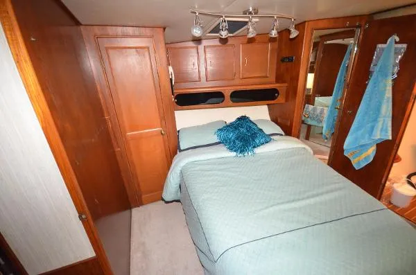 Slide: The Image of Ocean 55 Convertible 1989 - 9