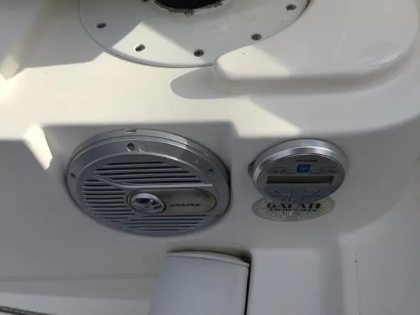 Slide: The Image of Cruisers Yachts Sea 500 or 520 Express 2005 - 4