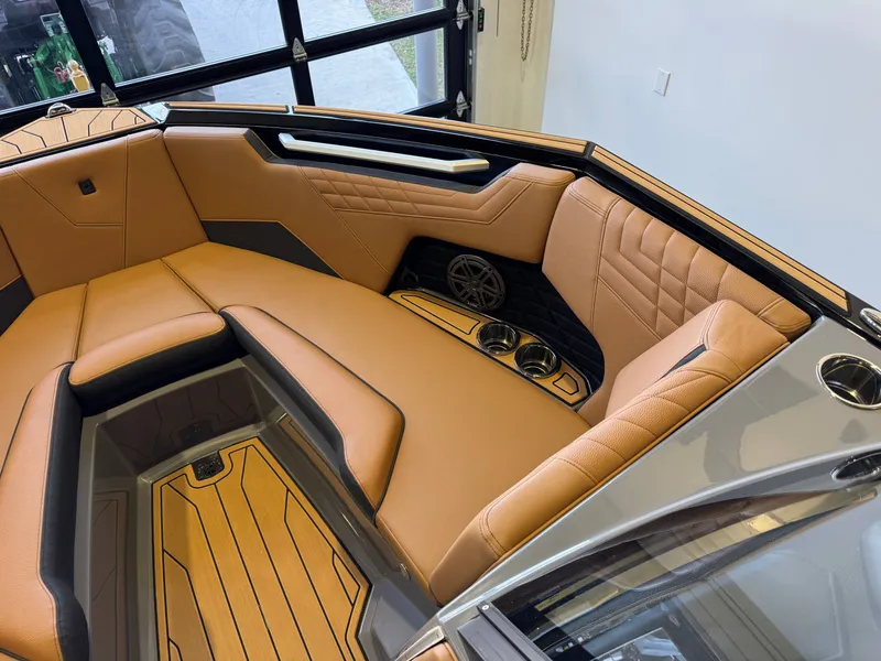 Slide: The Image of Nautique Super Air Nautique S23 2026 - 19