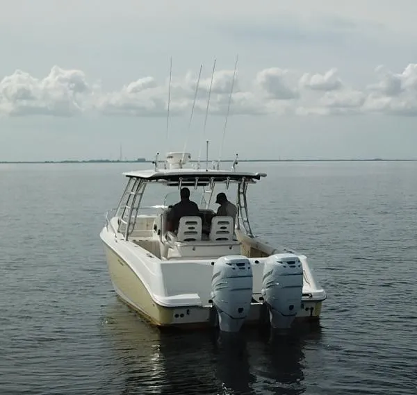 Slide: The Image of Boston Whaler 320 Outrage Cuddy Cabin 2008 - 5