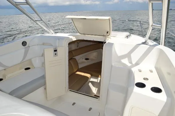 Slide: The Image of Boston Whaler 320 Outrage Cuddy Cabin 2008 - 8