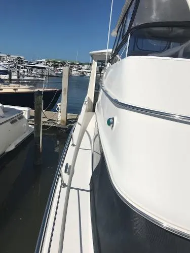 Slide: The Image of Carver Yachts 46 / 466 HARD TOP Motor Yacht 2006 - 10