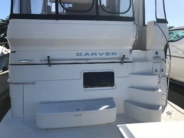 Slide: The Image of Carver Yachts 46 / 466 HARD TOP Motor Yacht 2006 - 5
