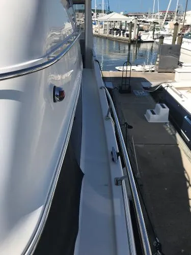 Slide: The Image of Carver Yachts 46 / 466 HARD TOP Motor Yacht 2006 - 9