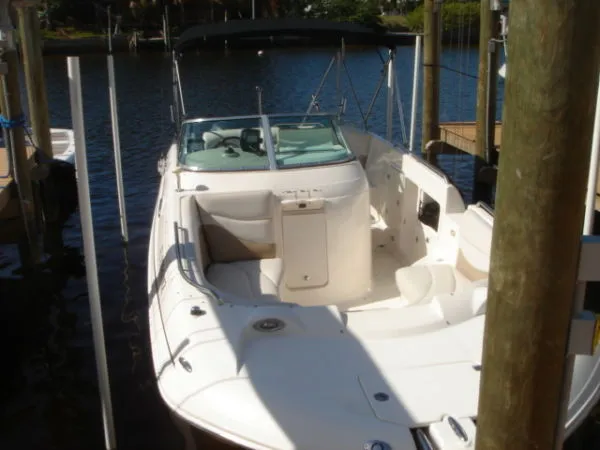 Slide: The Image of Godfrey Hurricane 26 SUNDECK TWIN 150 4 STROKE YAMAHAS 2005 - 2
