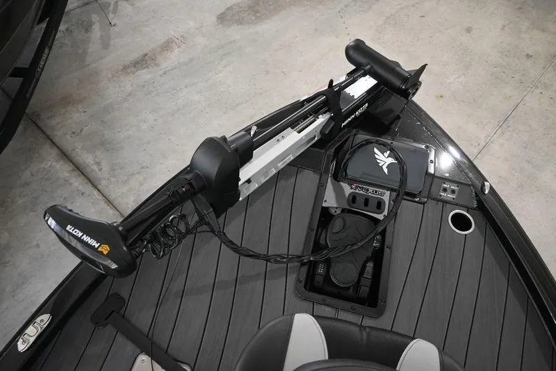 Slide: The Image of 2026 Vexus AVX 1880c boat deck with Minn Kota trolling motor. - 10