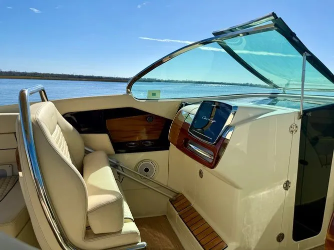 Slide: The Image of 2020 Chris-craft Launch 31 Gt - Image 16 - 16