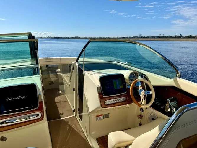 Slide: The Image of 2020 Chris-craft Launch 31 Gt - Image 18 - 18