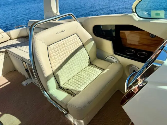 Slide: The Image of 2020 Chris-craft Launch 31 Gt - Image 20 - 20