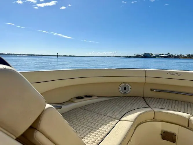 Slide: The Image of 2020 Chris-craft Launch 31 Gt - Image 23 - 23