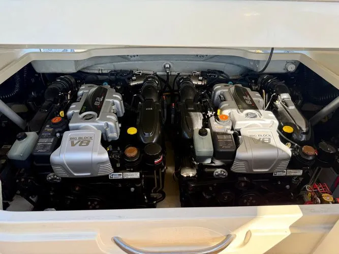 Slide: The Image of 2020 Chris-craft Launch 31 Gt - Image 31 - 31