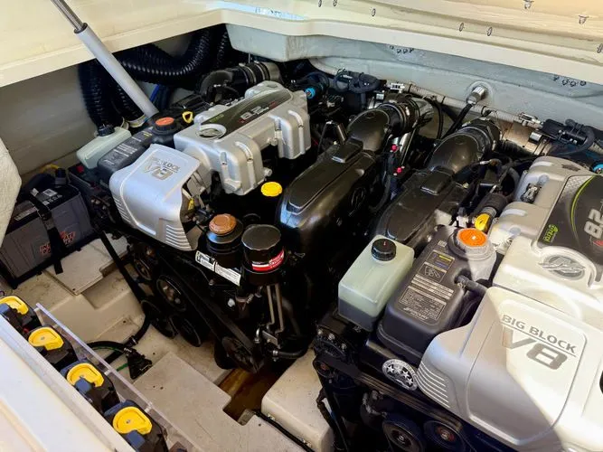 Slide: The Image of 2020 Chris-craft Launch 31 Gt - Image 33 - 33