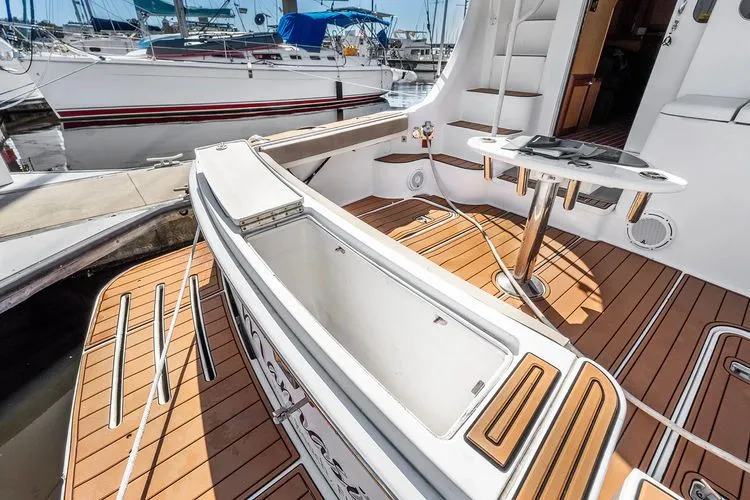 Slide: The Image of 2006 Luhrs Convertible - Image 10 - 10