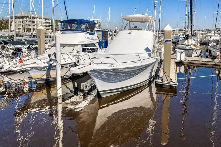 Slide: The Image of 2006 Luhrs Convertible - Image 3 - 3