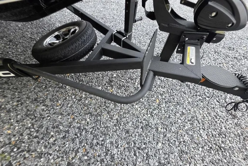 Slide: The Image of Trailer hitch of 2026 Nitro Z20 XL Pro on gravel surface. - 26