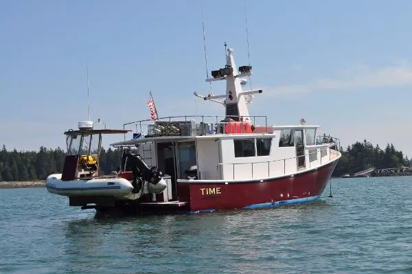 Slide: The Image of Custom Tug Trawler - American Made 2010 - 2
