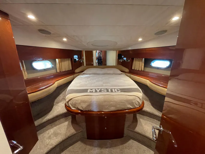 Slide: The Image of Luxurious cabin interior of 2005 Viking Princess 50 Flybridge yacht. - 25