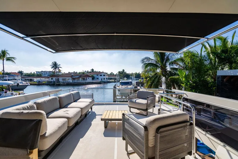 Slide: The Image of Absolute 64 Navetta 2023 - 52