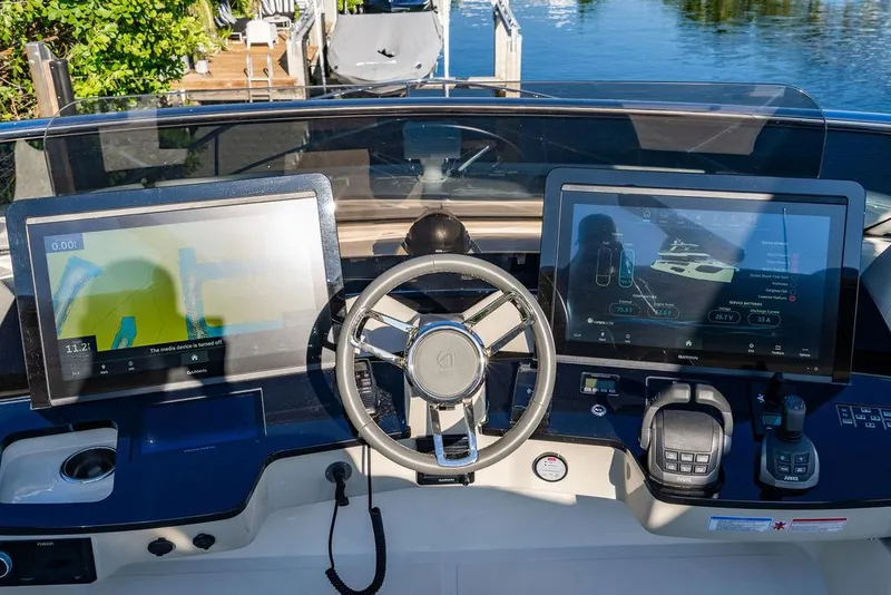 Slide: The Image of Absolute 64 Navetta 2023 - 55