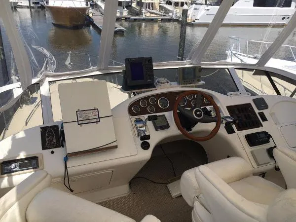 Slide: The Image of Sea Ray Aft Cabin 1999 - 3