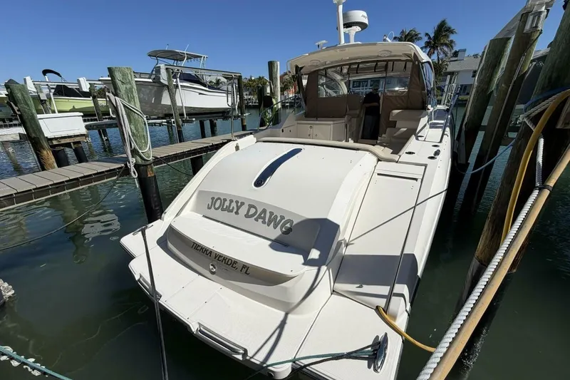 Slide: The Image of 2014 Pursuit F350 - Profile - 28