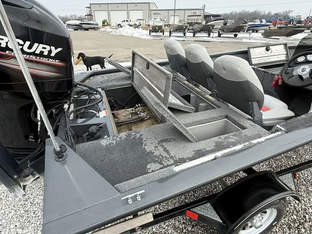 Slide: The Image of Tracker 175 2014 - 3