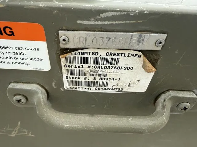 Slide: The Image of Crestliner 14-48 2004 - 3