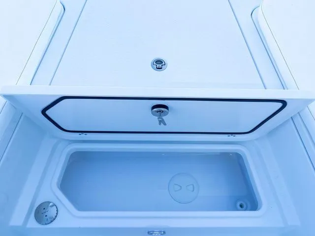 Slide: The Image of Sportsman Masters 227 Bay Boat 2026 - 32