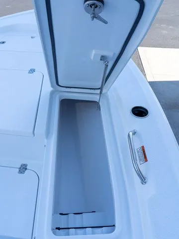 Slide: The Image of Sportsman Masters 227 Bay Boat 2026 - 43
