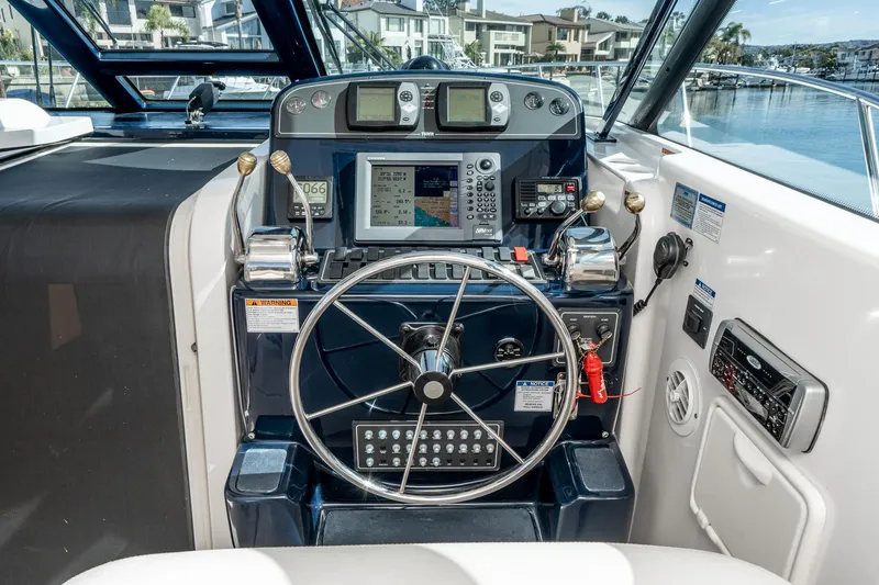 Slide: The Image of Helm of Tiara Yachts 3600 Open 2005. - 27