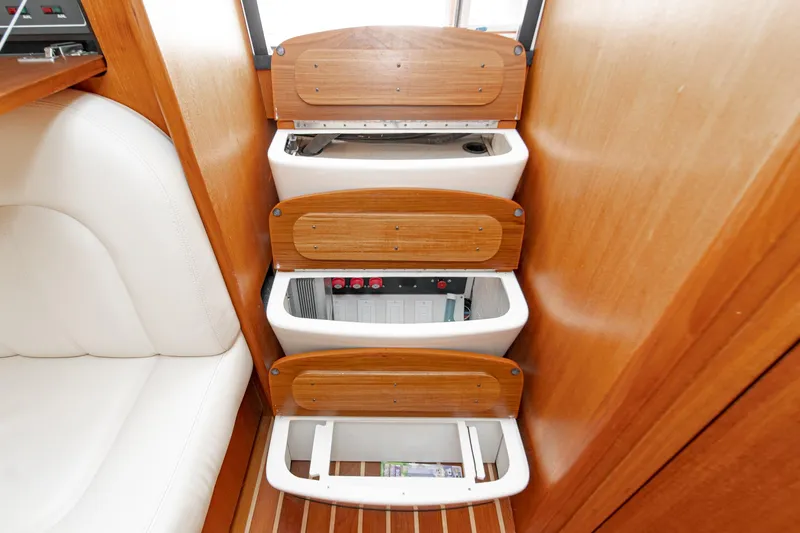 Slide: The Image of Tiara 3600 Open 2005 - 56