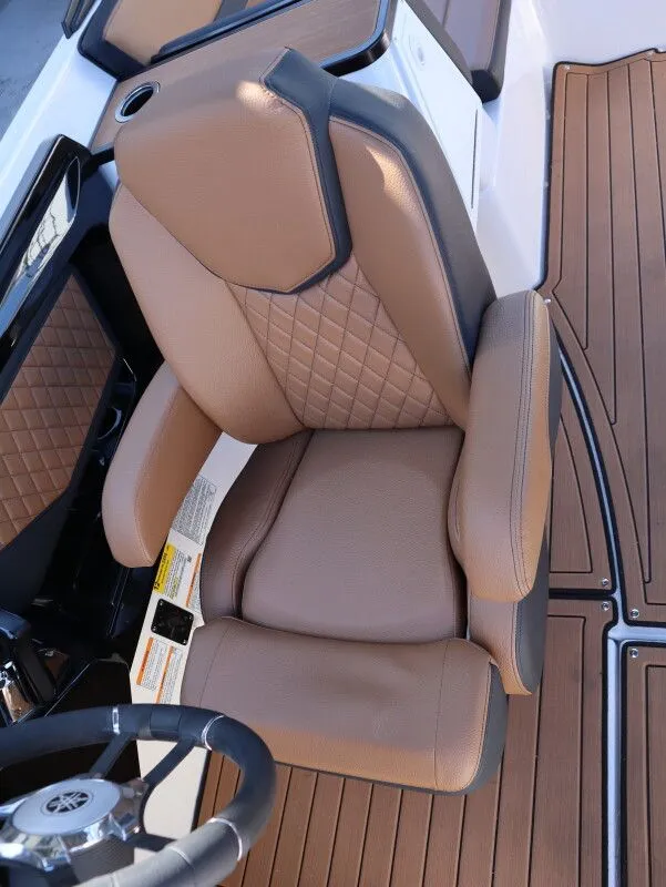 Slide: The Image of Luxurious seating in Yamaha Boats 252SE model 2026. - 12