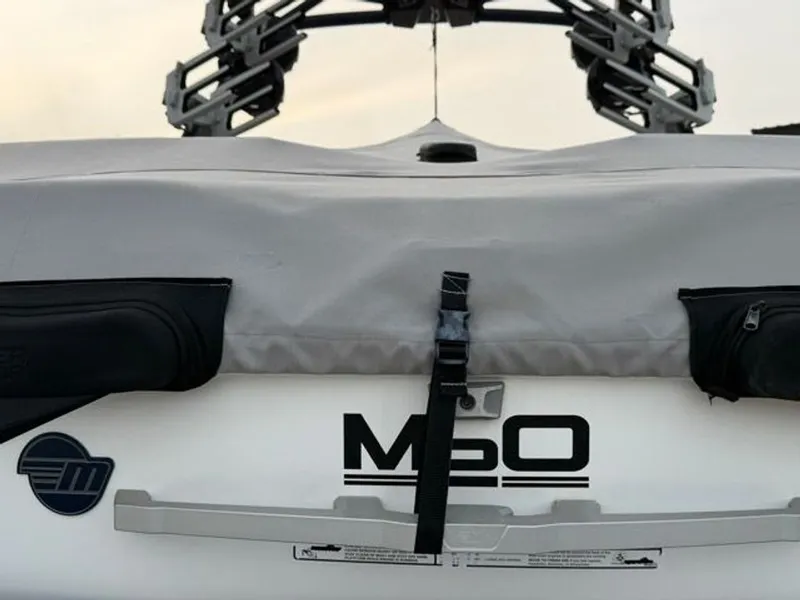 Slide: The Image of Malibu Wakesetter 24 MXZ 2022 - 14