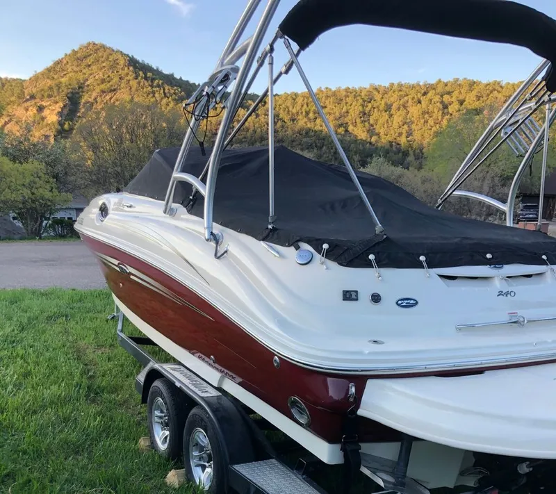 Slide: The Image of Sea Ray 240 Sundeck 2007 - 3