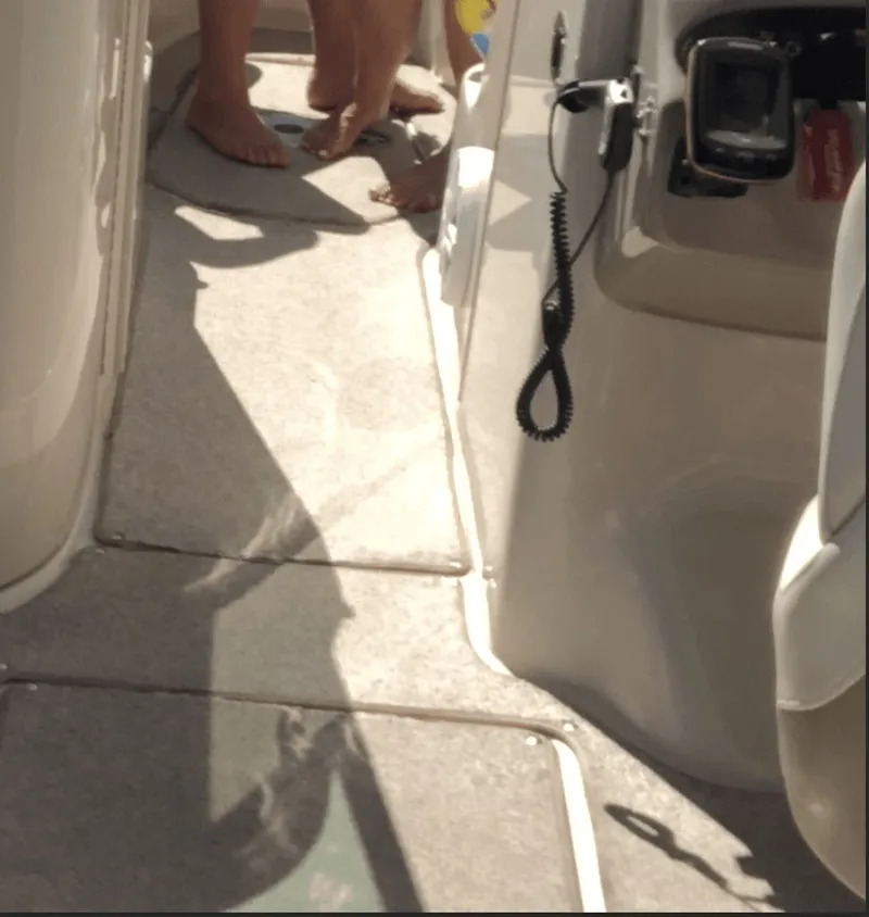 Slide: The Image of Sea Ray 240 Sundeck 2007 - 9