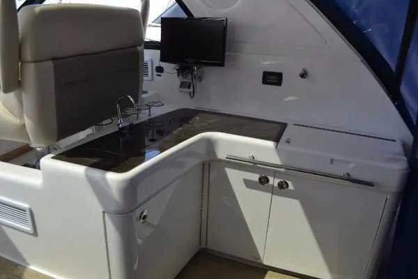 Slide: The Image of Sea Ray 450 Sundancer 2013 - 7
