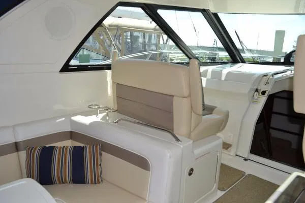 Slide: The Image of Sea Ray 450 Sundancer 2013 - 9