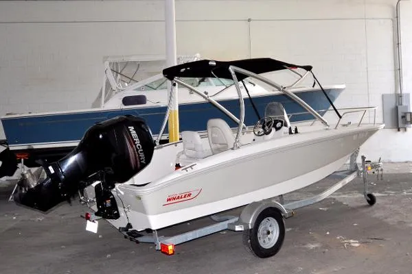 Slide: The Image of Boston Whaler Super Sport 17 2014 - 3