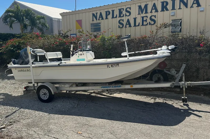 The Image of 2015 Sundance F19T boat on trailer at Naples Marina Sales. - 0