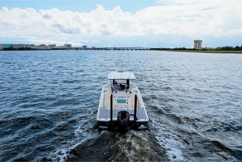 Slide: The Image of 2023-Scout-281-XSS-MarineMax - 28