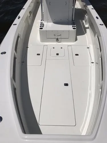 Slide: The Image of SeaVee 320Z Open Fisherman 2017 - 10