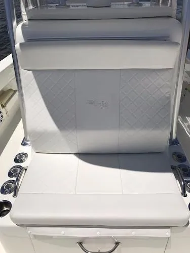 Slide: The Image of SeaVee 320Z Open Fisherman 2017 - 11