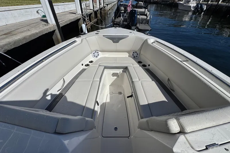 Slide: The Image of 2025 Sailfish 276 DC boat interior with spacious seating and modern design. - 6
